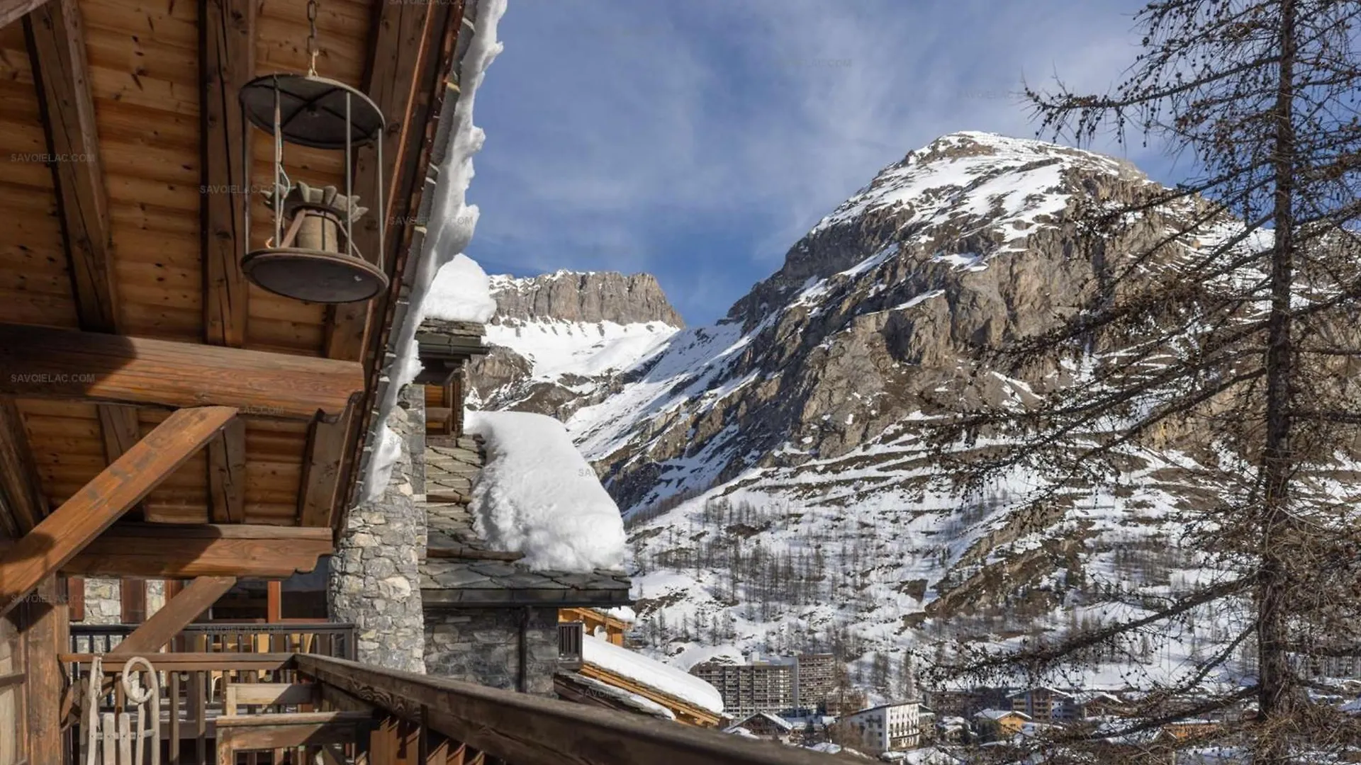 Val D'Isere - Extraordinaire Chalet Montana Avec Piscine Sur La Piste Olympique De Belevarde.